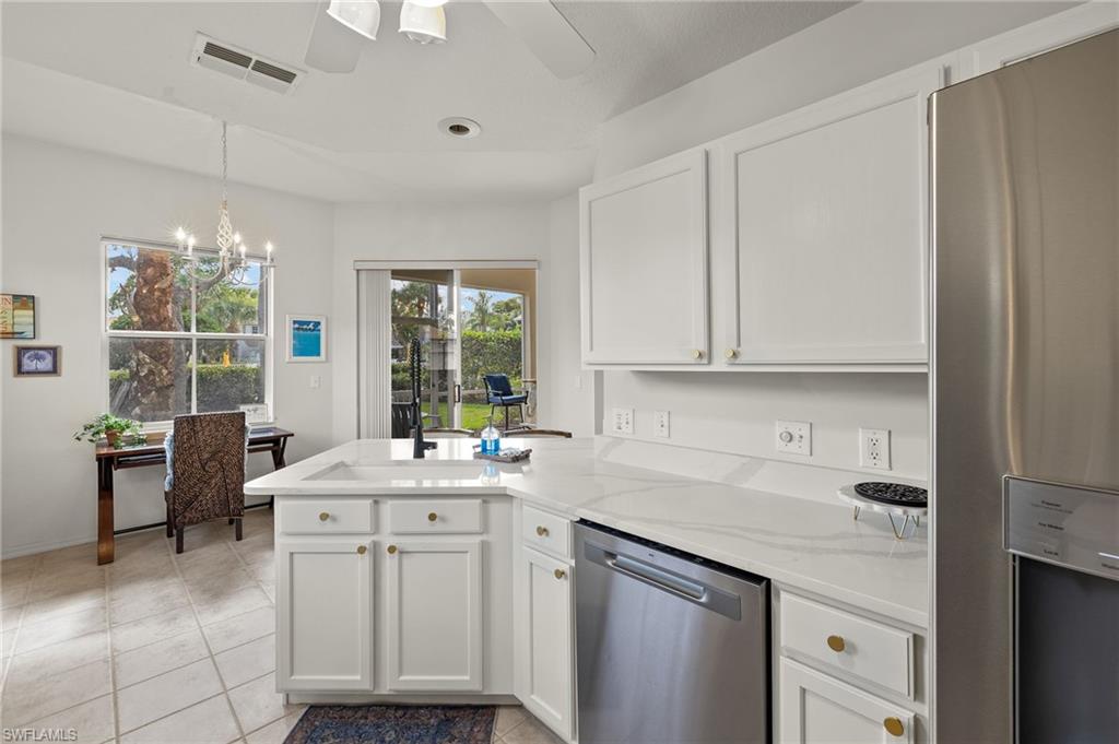 LAS BRISAS AT SPANISH WELLS - Residential Lease