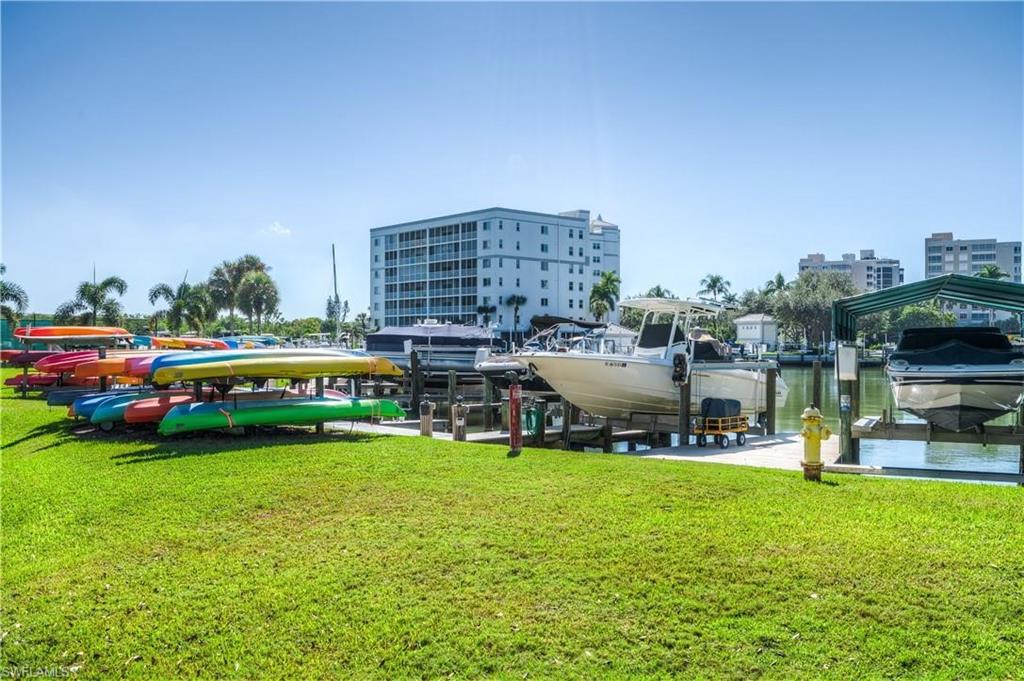 VANDERBILT SURF COLONY - Residential