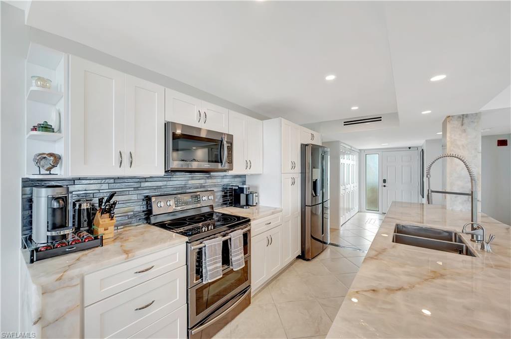 VANDERBILT SURF COLONY - Residential