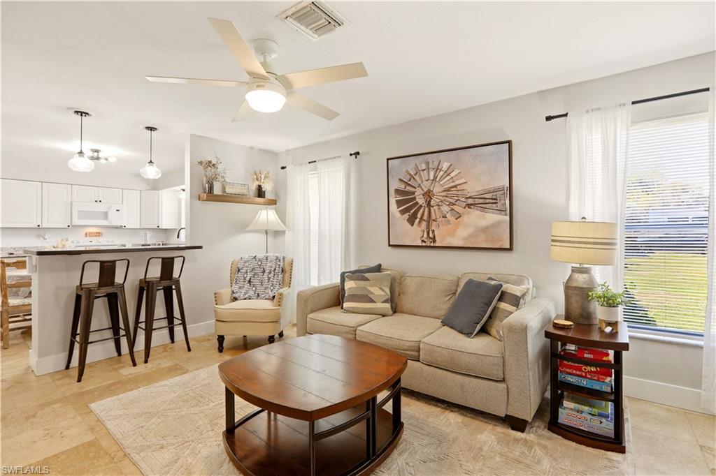 PARADISE SHORES - Residential