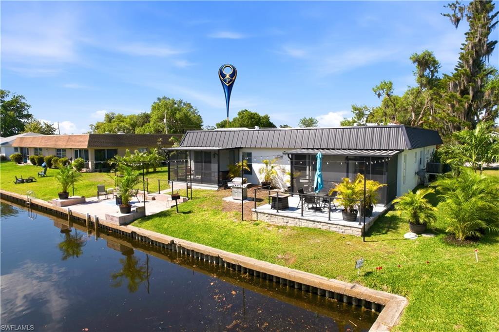 PARADISE SHORES - Residential