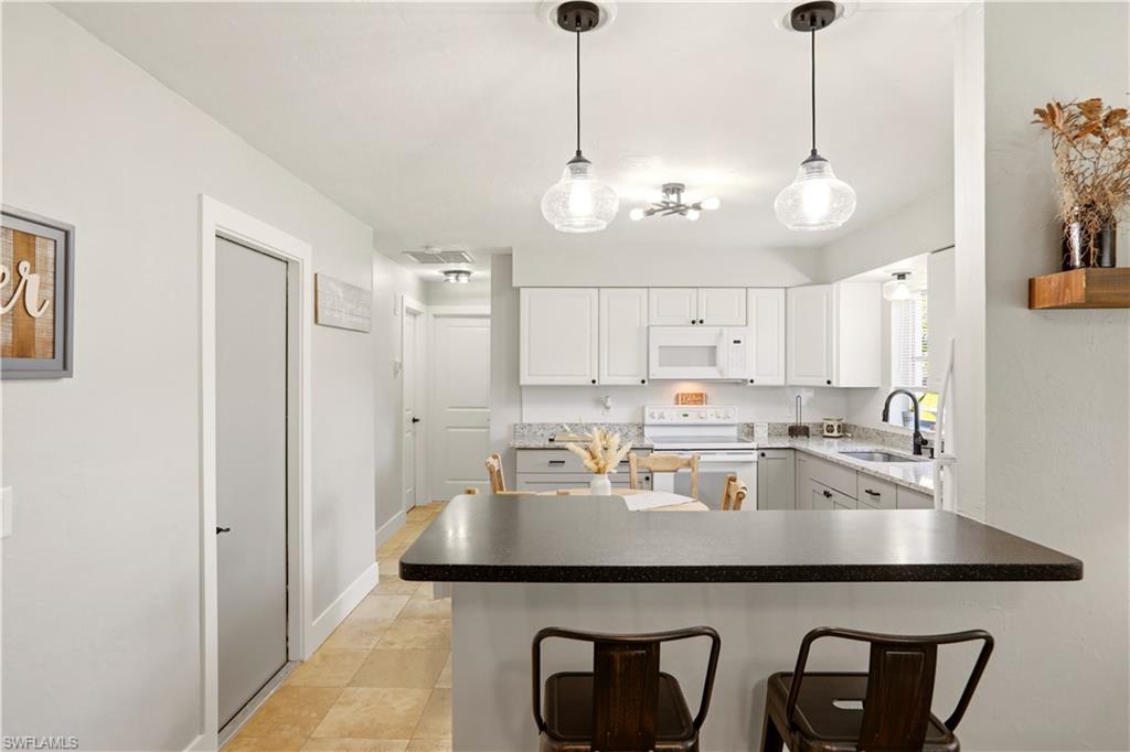 PARADISE SHORES - Residential