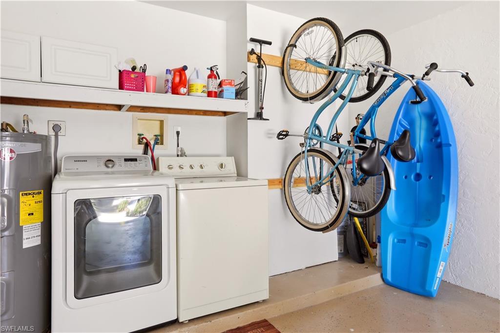 PARADISE SHORES - Residential