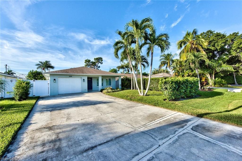 NAPLES PARK - Residential