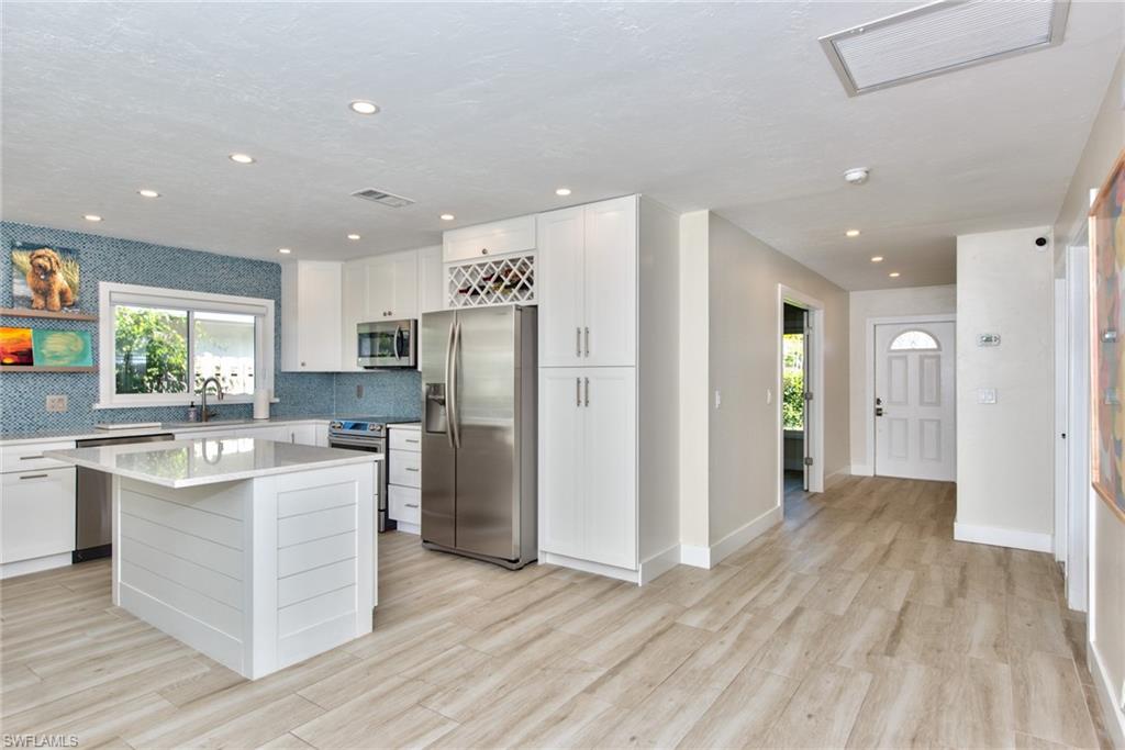 NAPLES PARK - Residential