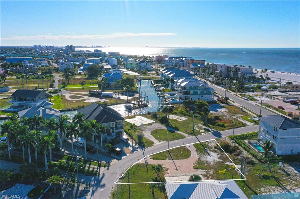 ISLAND SHORES - Land