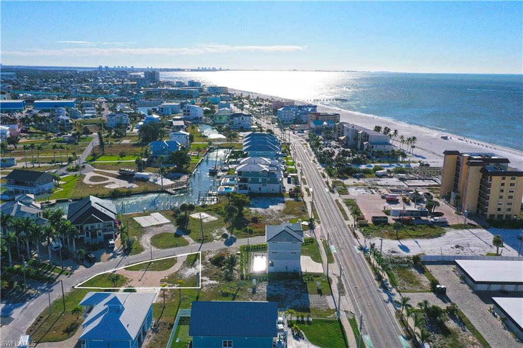 ISLAND SHORES - Land