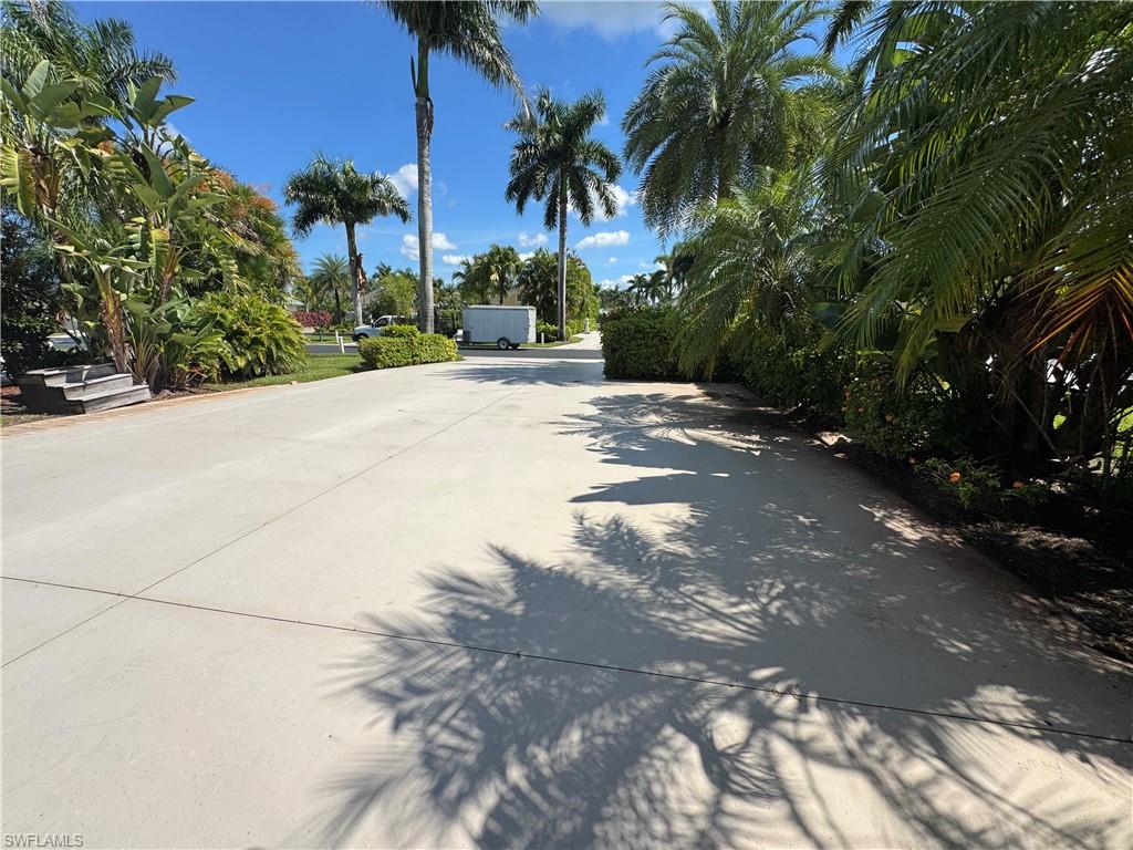 RIVERBEND MOTORCOACH RESORT - Land