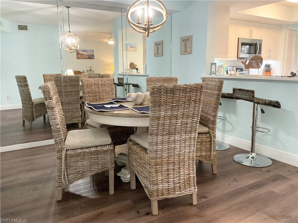 COUNTRY HAVEN - Residential Lease