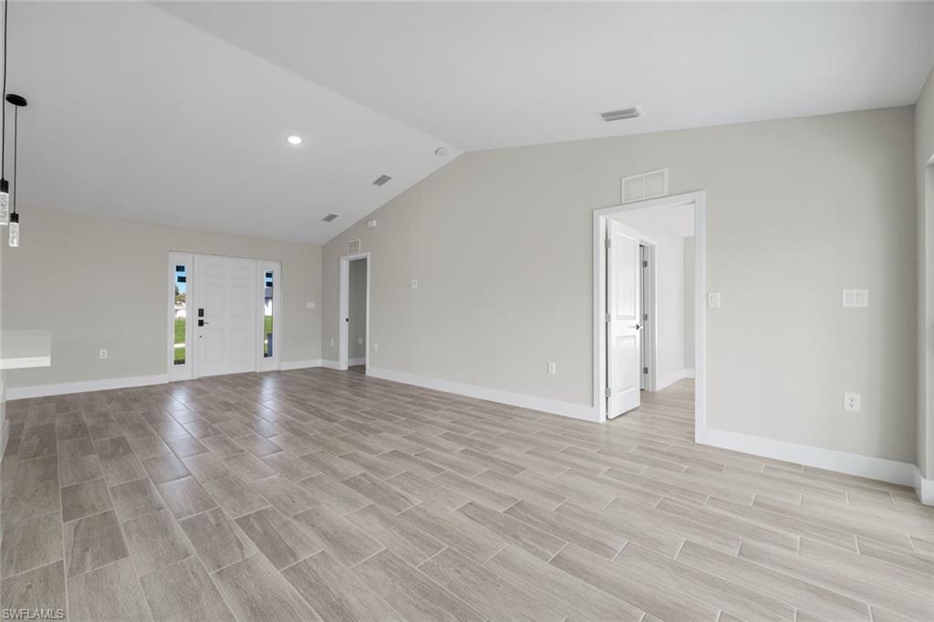 CAPE CORAL - Residential