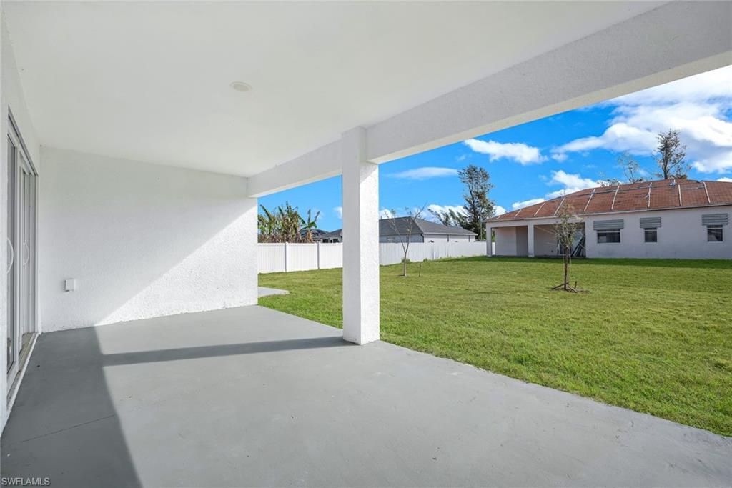 CAPE CORAL - Residential