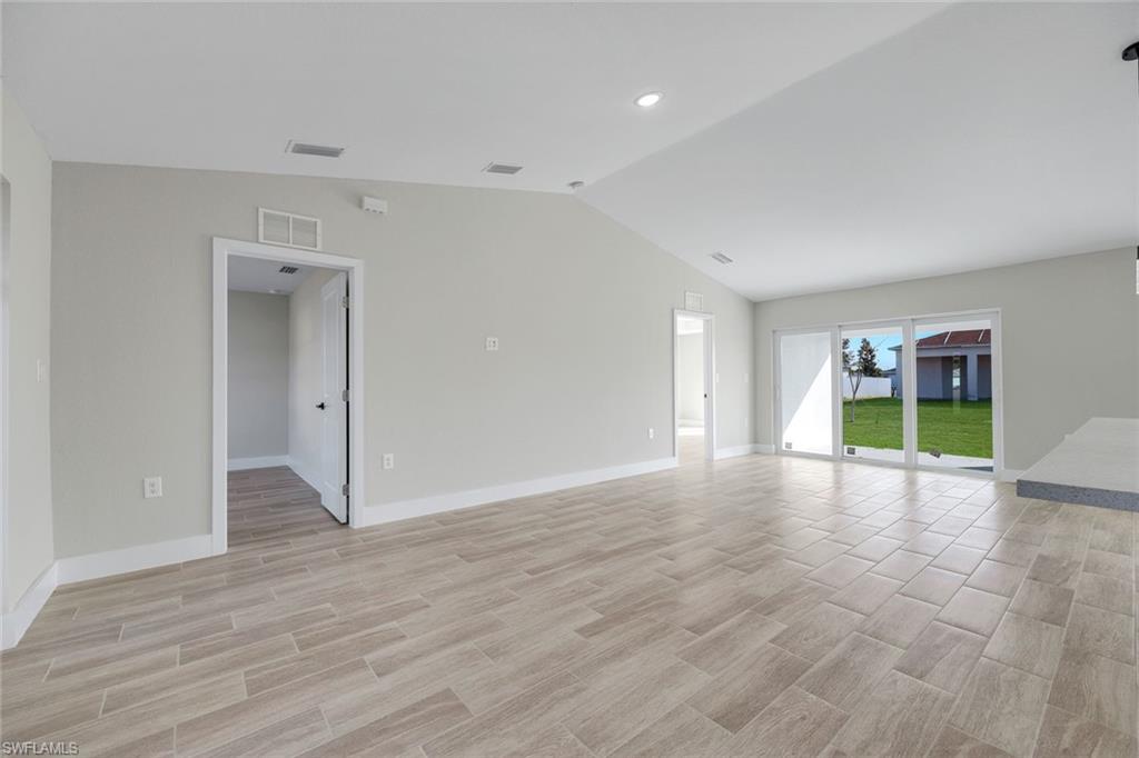 CAPE CORAL - Residential