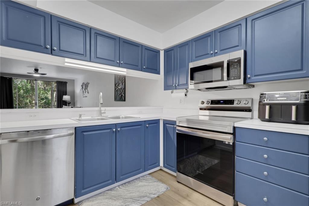 THE PARK AT LAKEWOOD - Residential