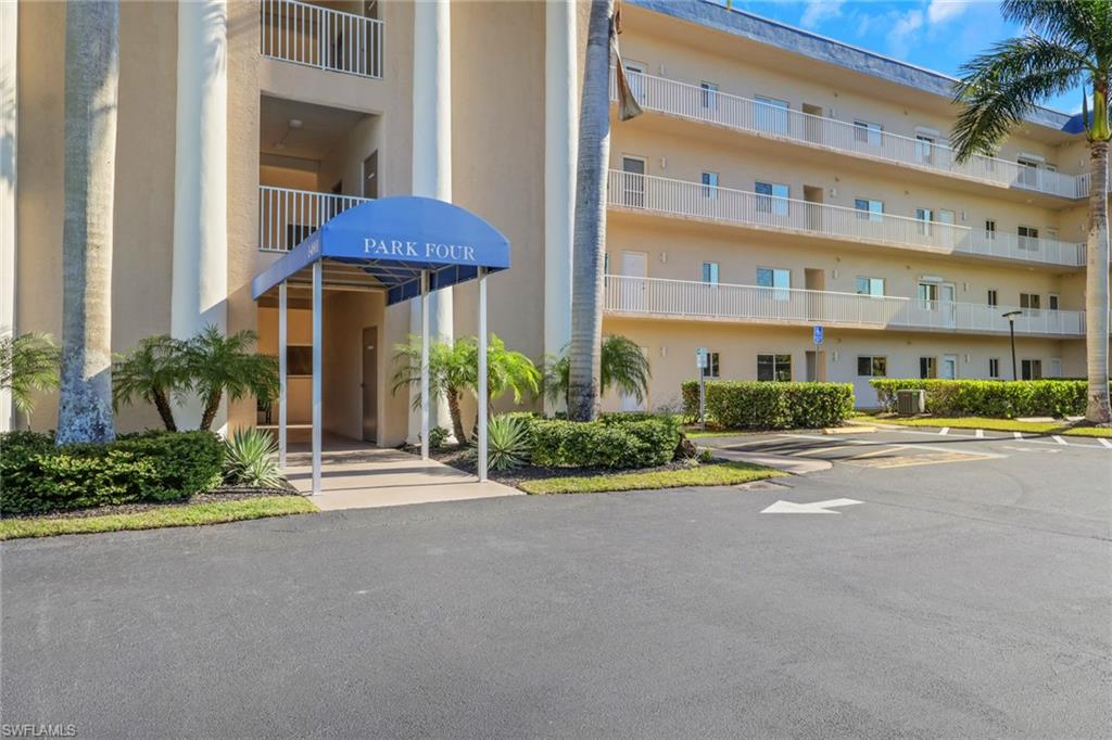 THE PARK AT LAKEWOOD - Residential