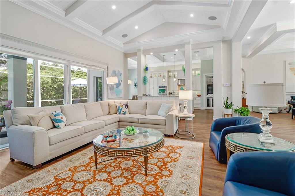 PARK SHORE - Residential