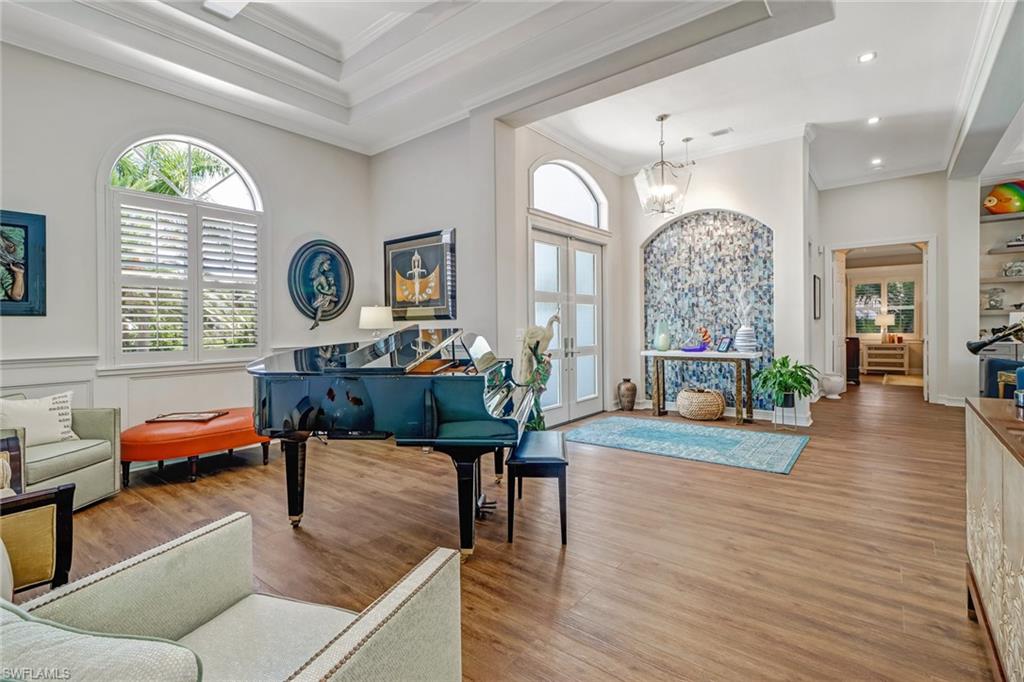 PARK SHORE - Residential