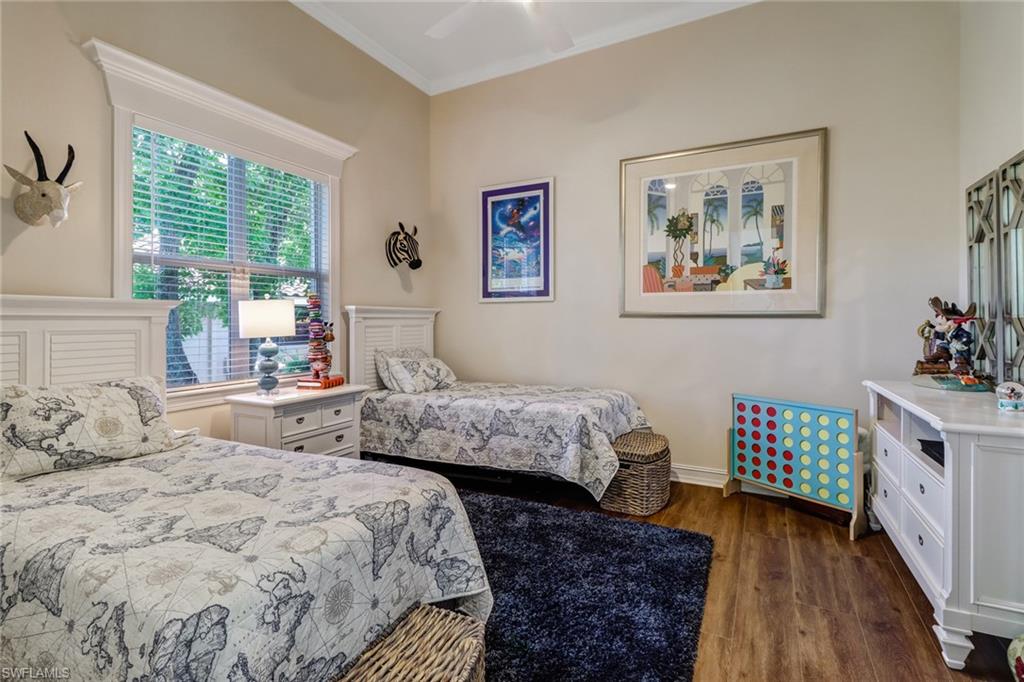 PARK SHORE - Residential