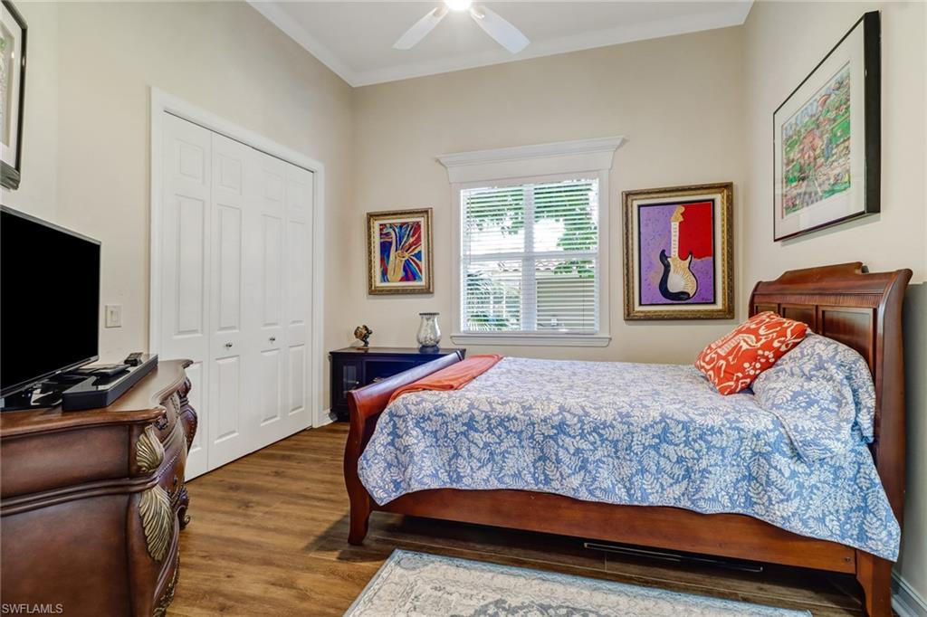 PARK SHORE - Residential