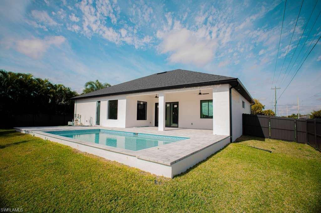 CAPE CORAL - Residential