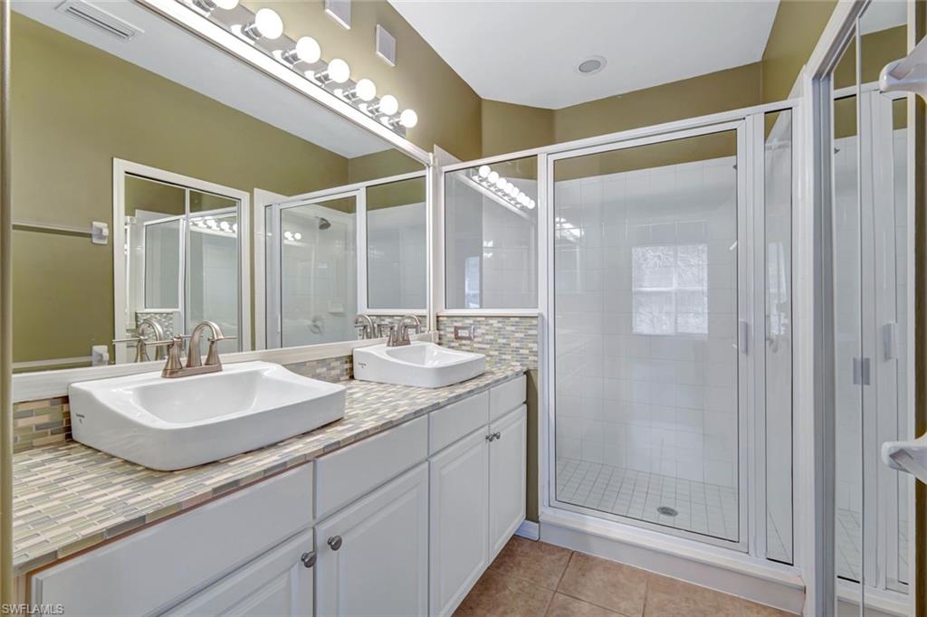 GARDEN LAKES - Residential