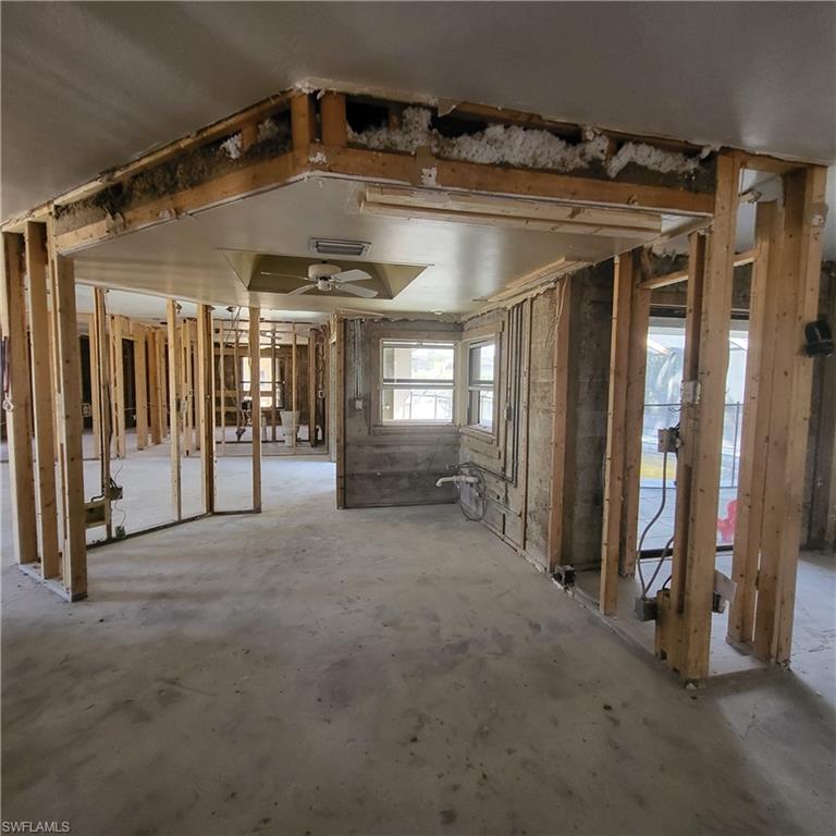 ISLAND PARK WOODLANDS - Residential