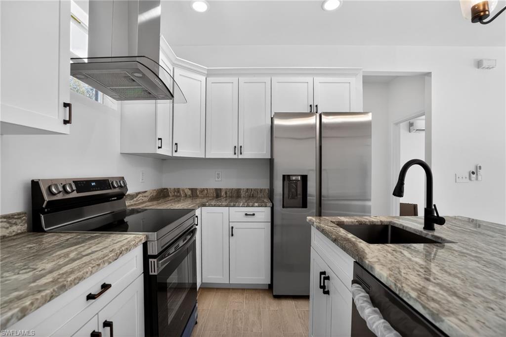 6 FAIRWAY CONDO - Residential