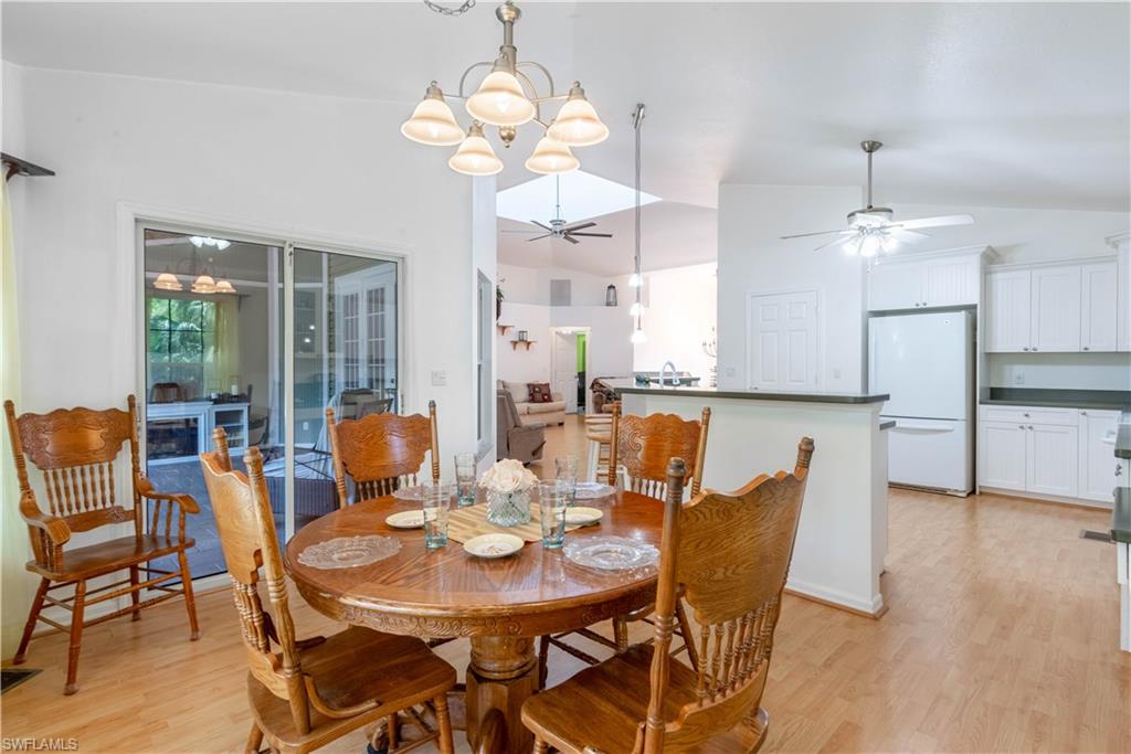 SHADY HOLLOW - Residential