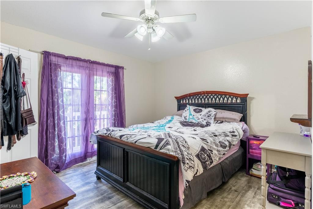 SHADY HOLLOW - Residential