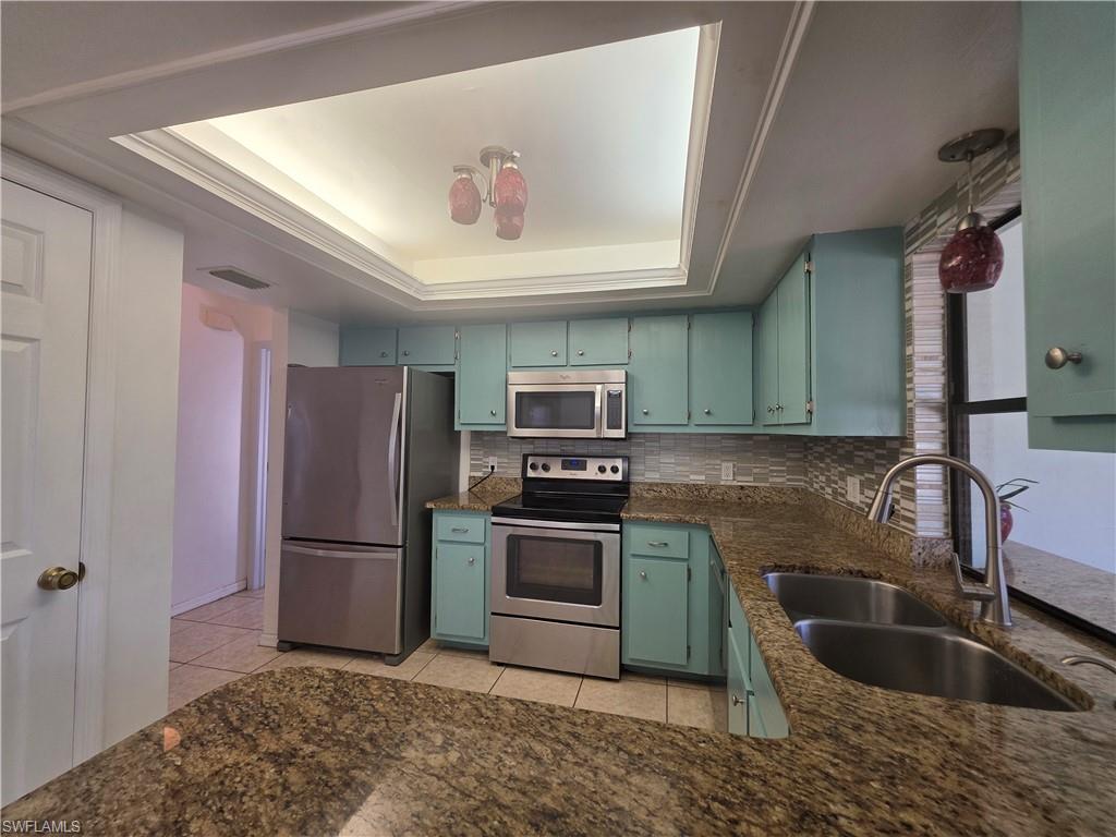 CAPE CORAL - Residential Lease