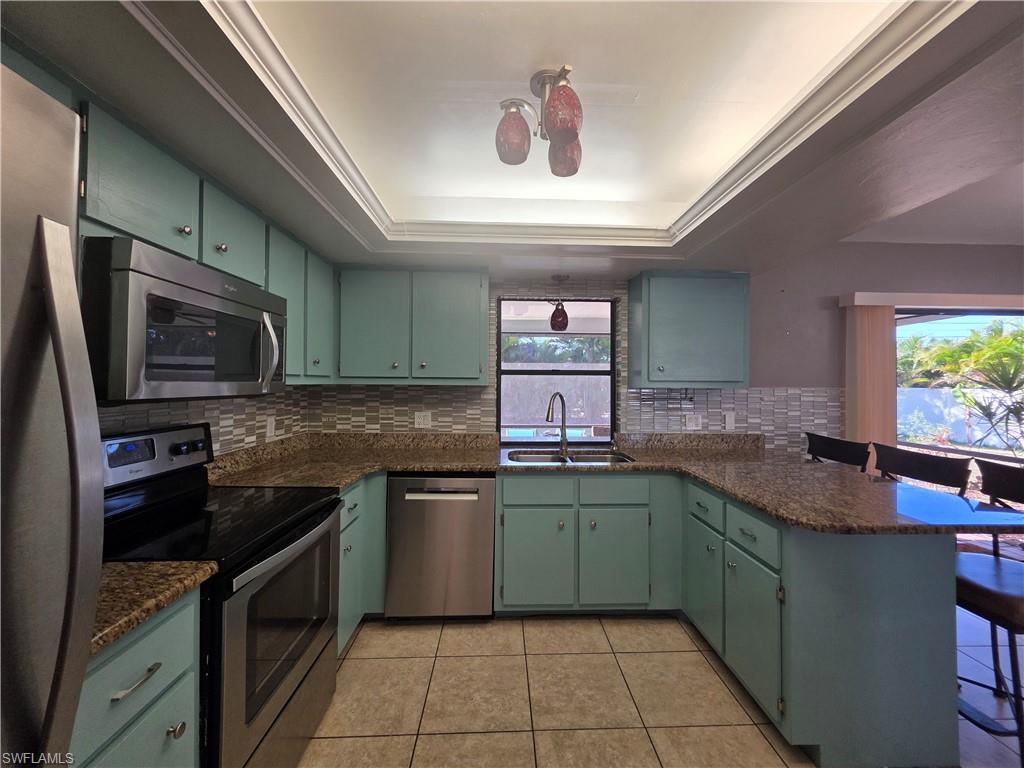 CAPE CORAL - Residential Lease