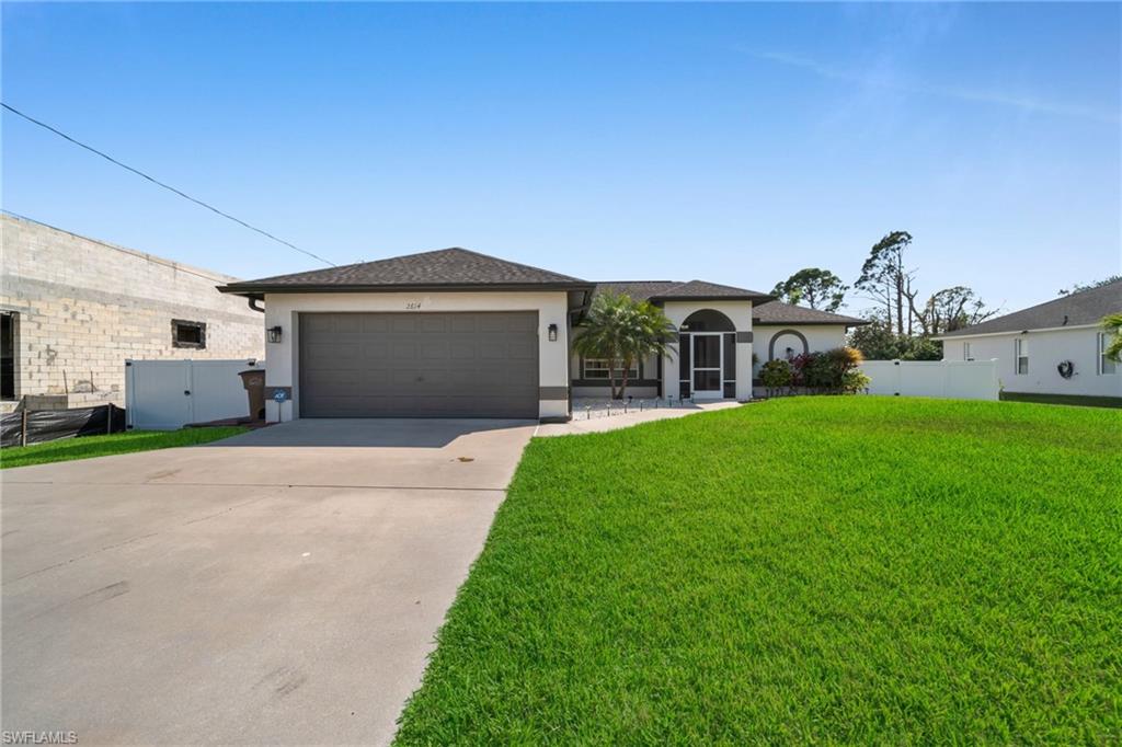 CAPE CORAL - Residential
