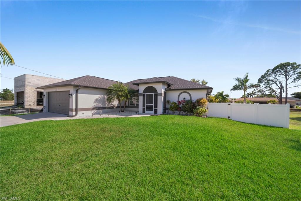 CAPE CORAL - Residential