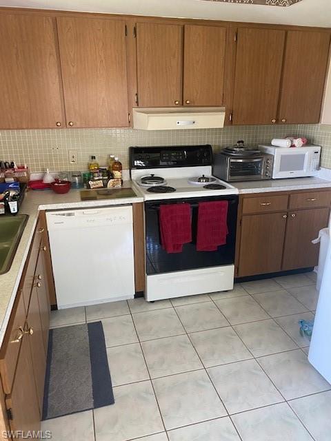 FAIRWAYS CONDO - Residential