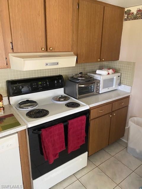 FAIRWAYS CONDO - Residential