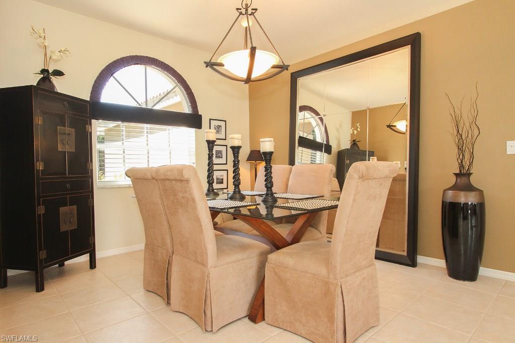 HIGHLAND WOODS - Residential Lease