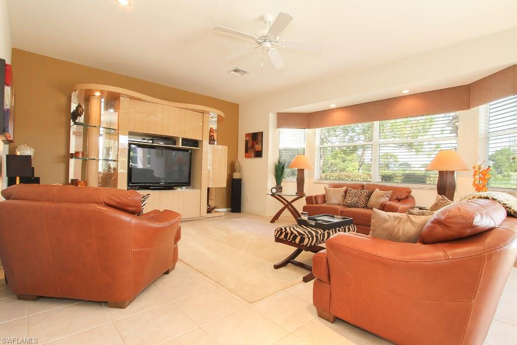 HIGHLAND WOODS - Residential Lease