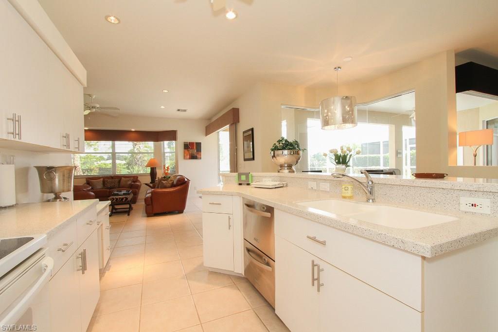 HIGHLAND WOODS - Residential Lease