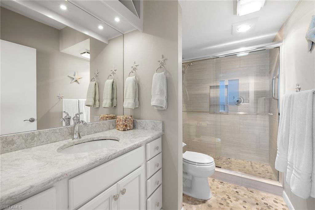 ADMIRALTY HOUSE - Residential Lease