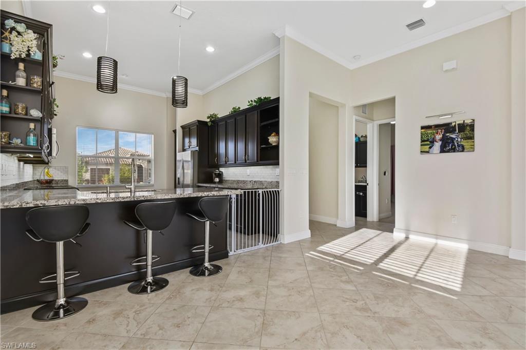 MAPLE RIDGE - Residential