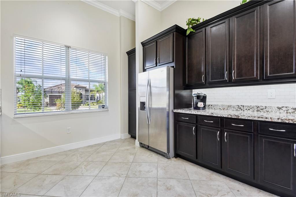 MAPLE RIDGE - Residential