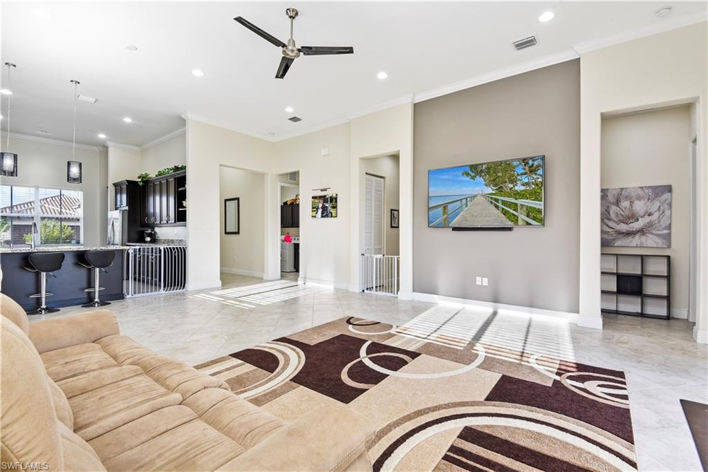 MAPLE RIDGE - Residential