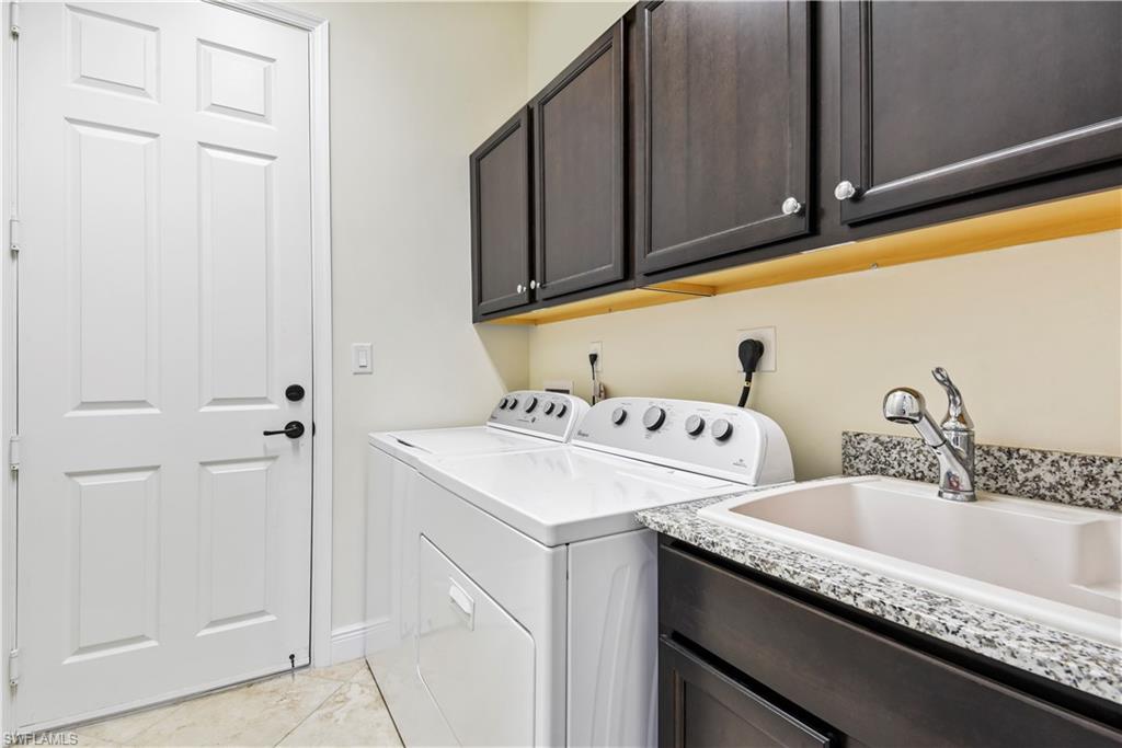 MAPLE RIDGE - Residential