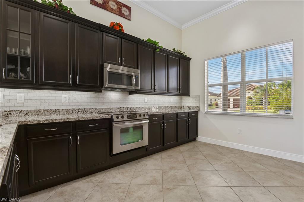 MAPLE RIDGE - Residential