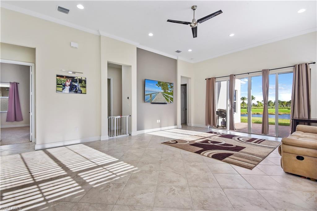 MAPLE RIDGE - Residential