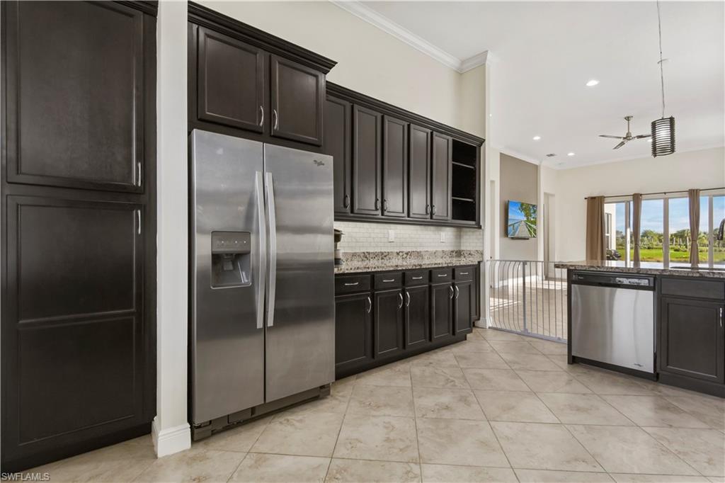 MAPLE RIDGE - Residential