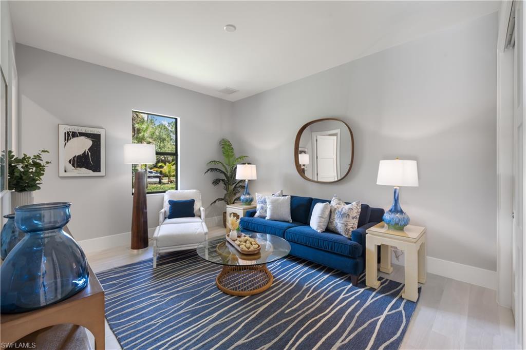 COLLIER WOODS - Residential