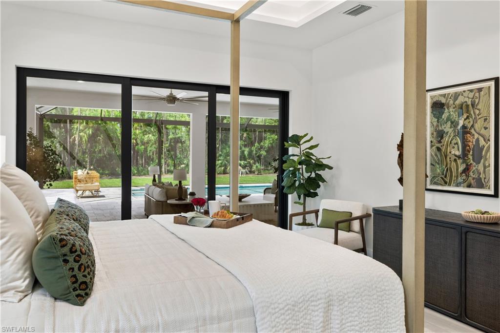 COLLIER WOODS - Residential