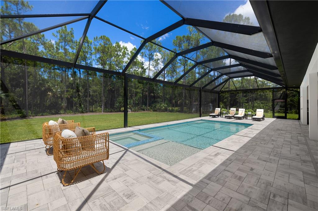 COLLIER WOODS - Residential