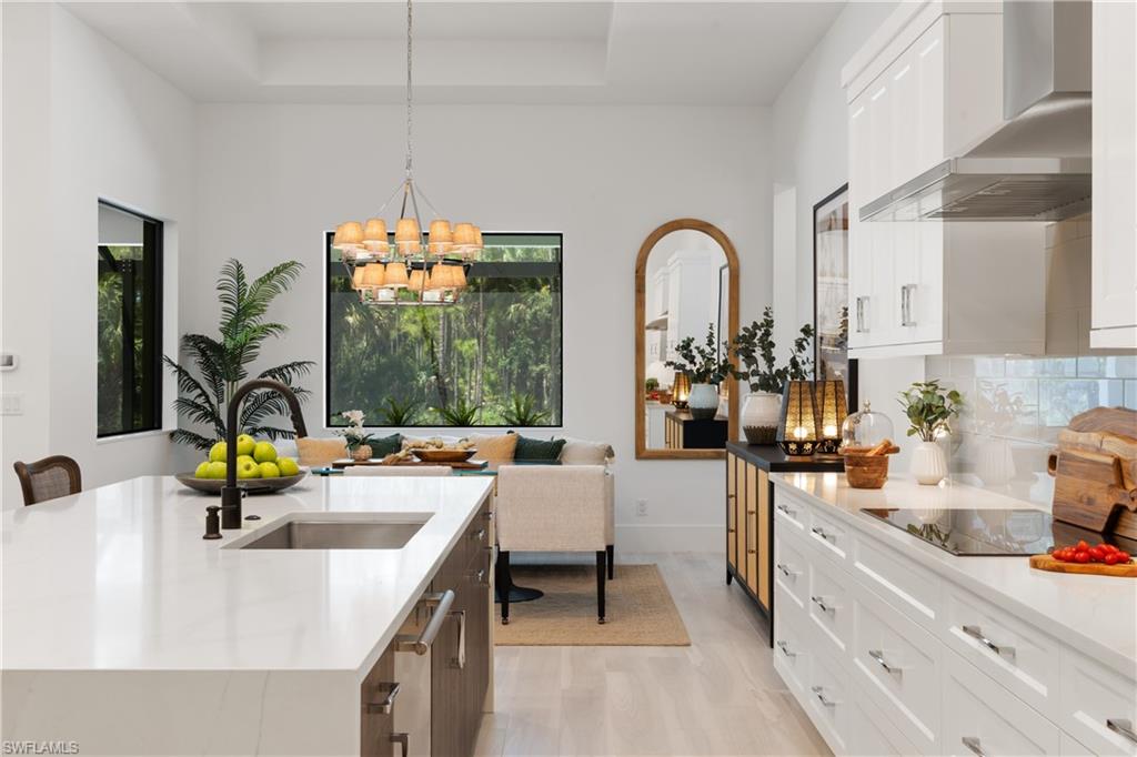 COLLIER WOODS - Residential