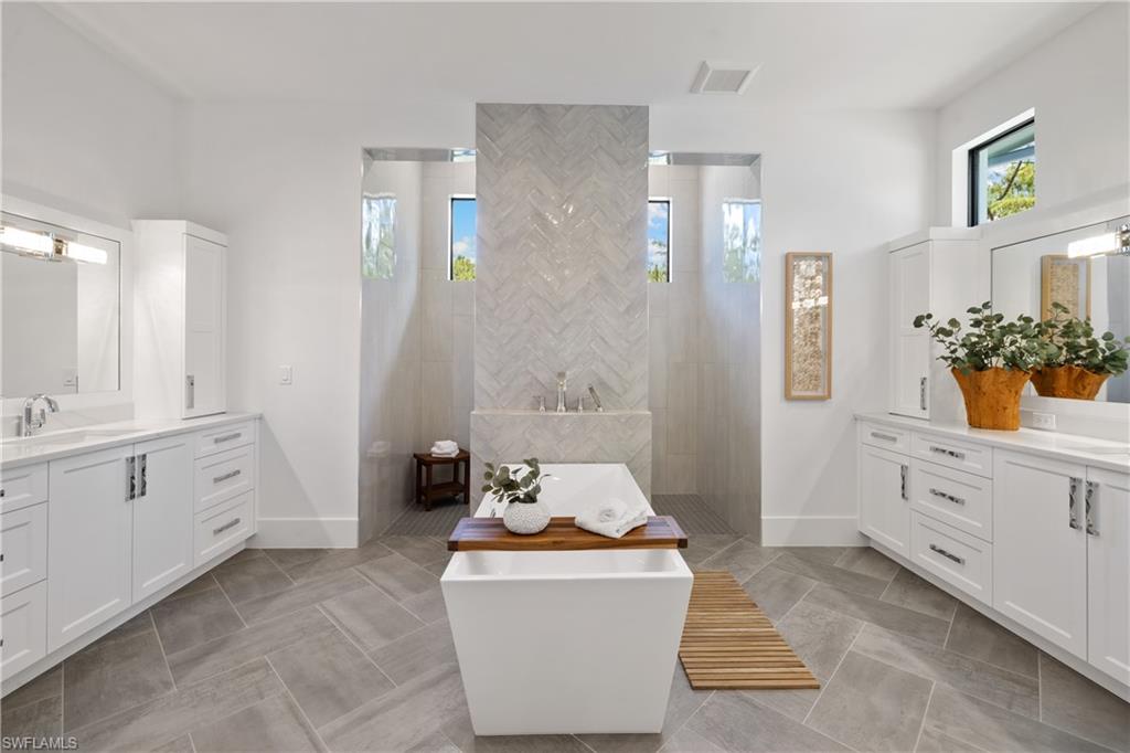 COLLIER WOODS - Residential